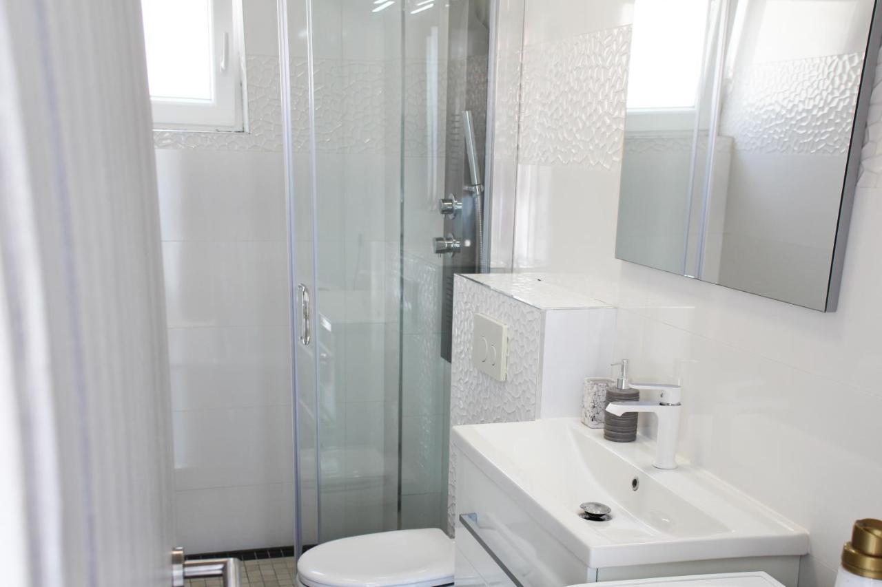 Luxury Apartment Maestral - Private Pool Split Exterior photo