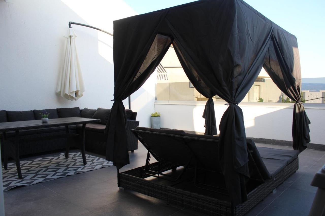 Luxury Apartment Maestral - Private Pool Split Exterior photo