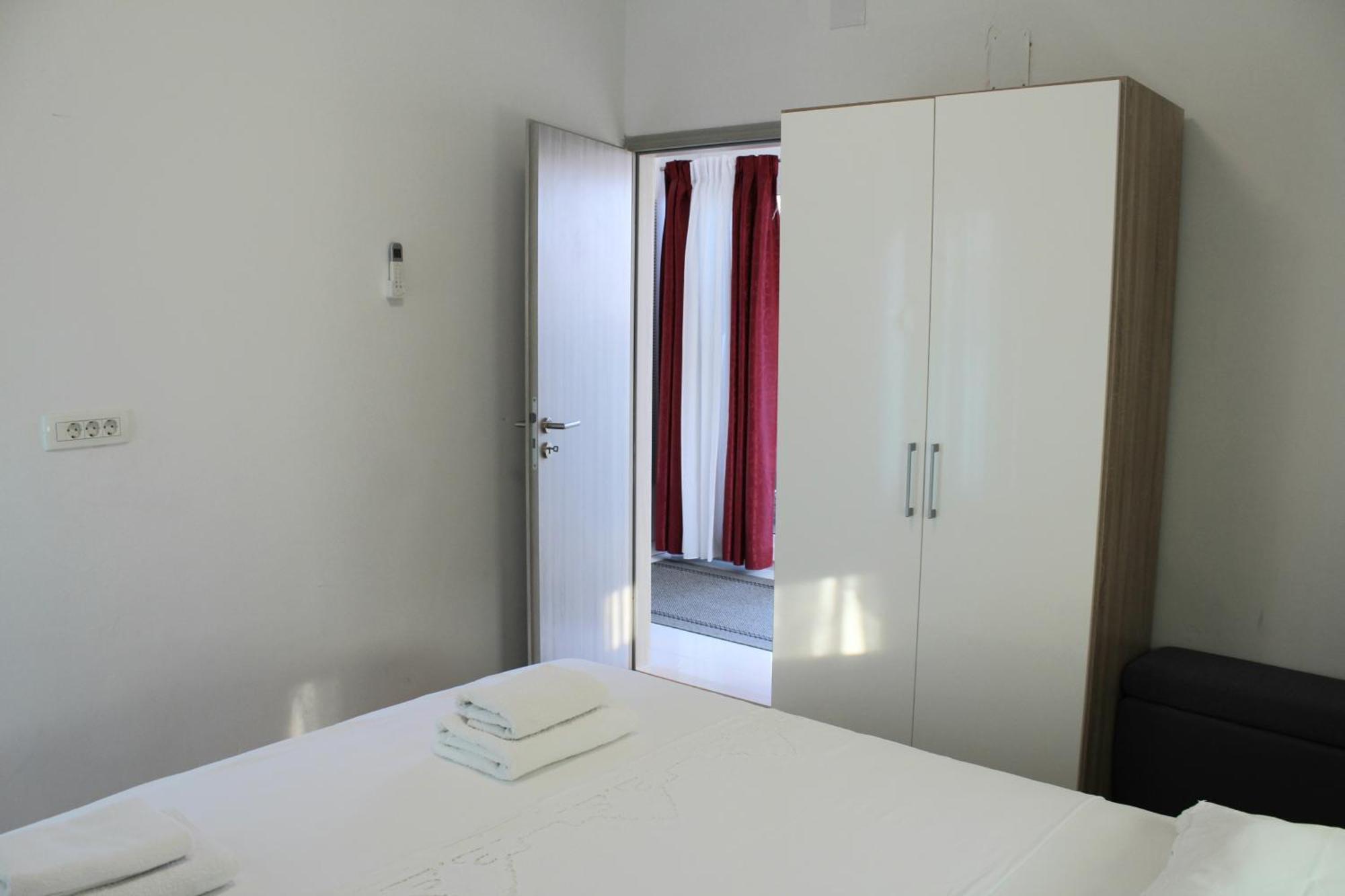 Luxury Apartment Maestral - Private Pool Split Exterior photo